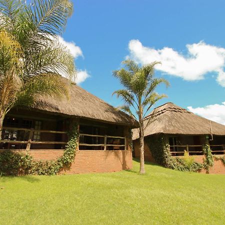 Kumbali Country Lodge Лилонгве Экстерьер фото