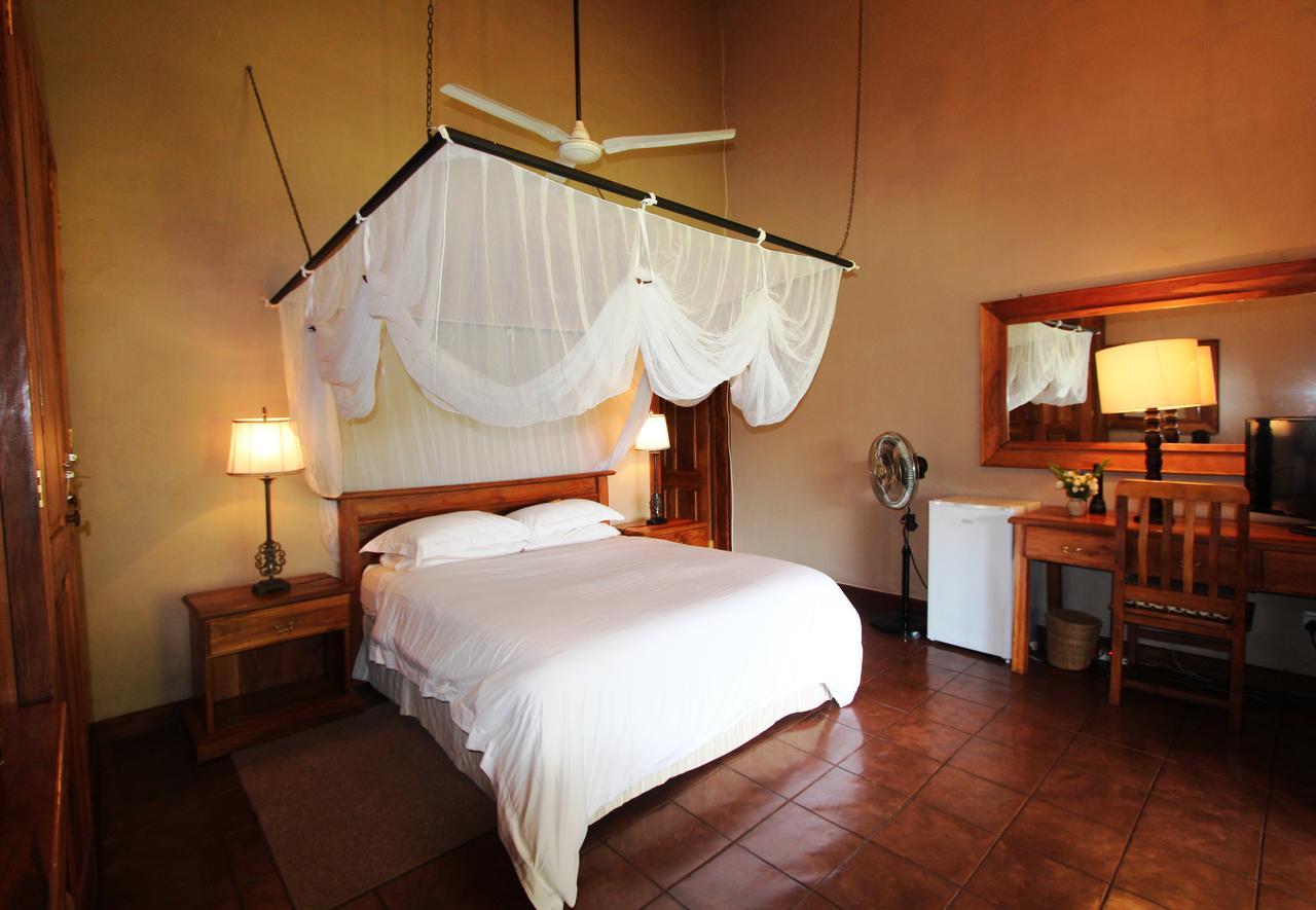 Kumbali Country Lodge Лилонгве Экстерьер фото