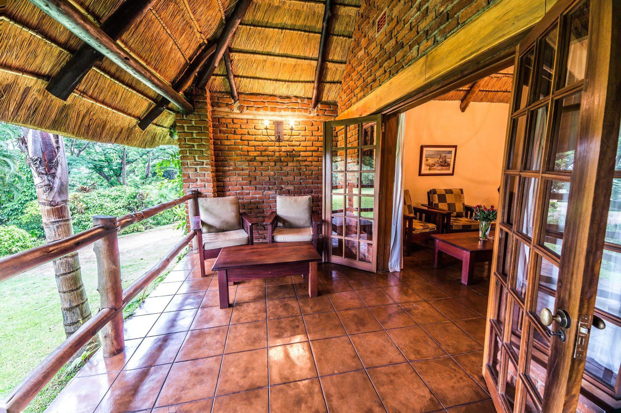 Kumbali Country Lodge Лилонгве Экстерьер фото