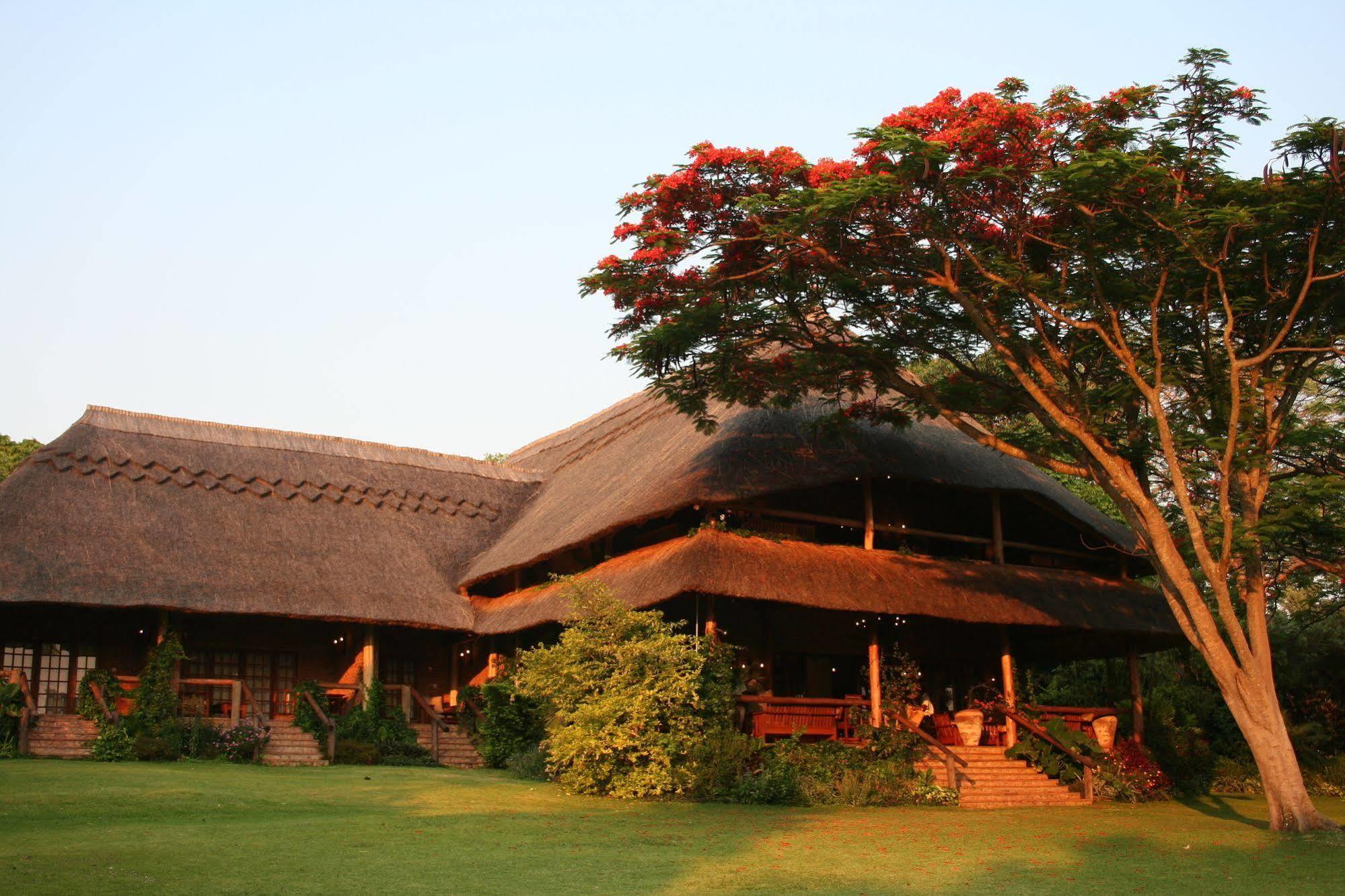 Kumbali Country Lodge Лилонгве Экстерьер фото